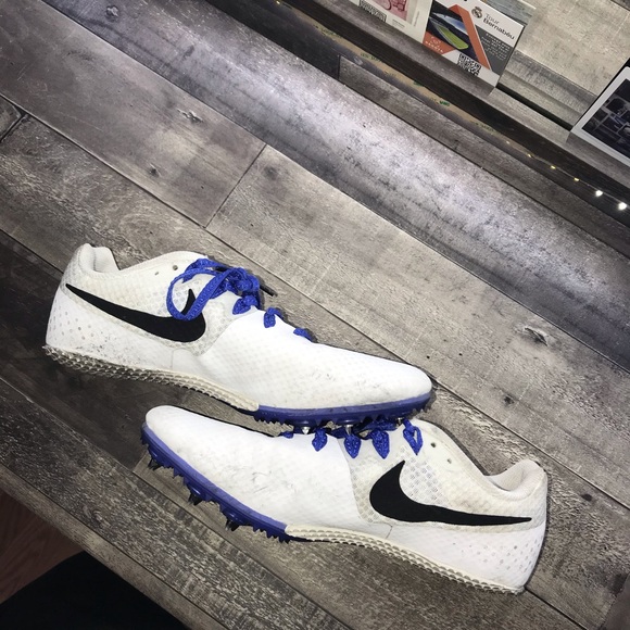 running spikes size 5